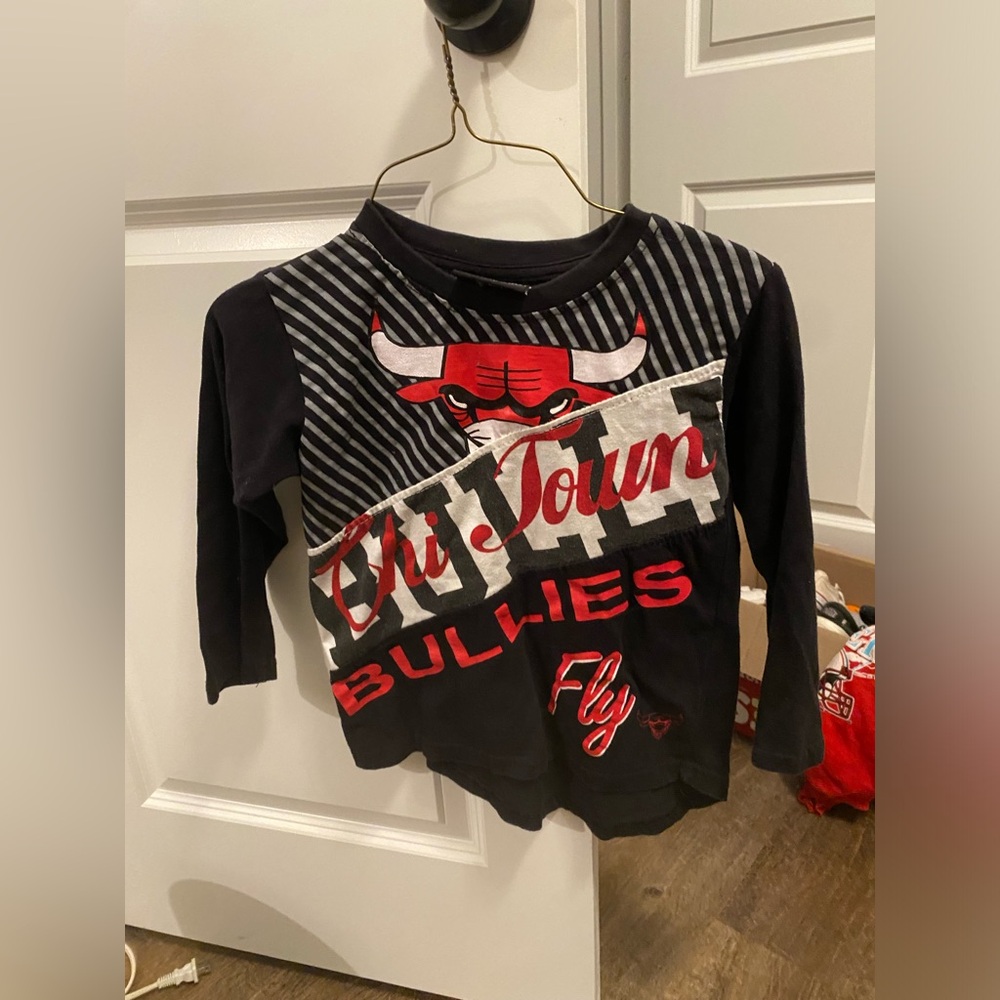 Black Lacquer Chi Town Bullies Size Youth 6/L